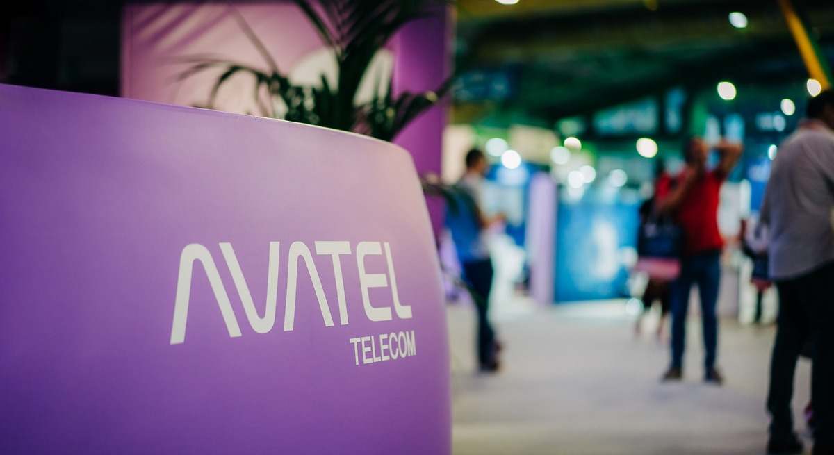 Telefónica y STC estudian por separado la compra de Avatel, valorada en 1.000 millones