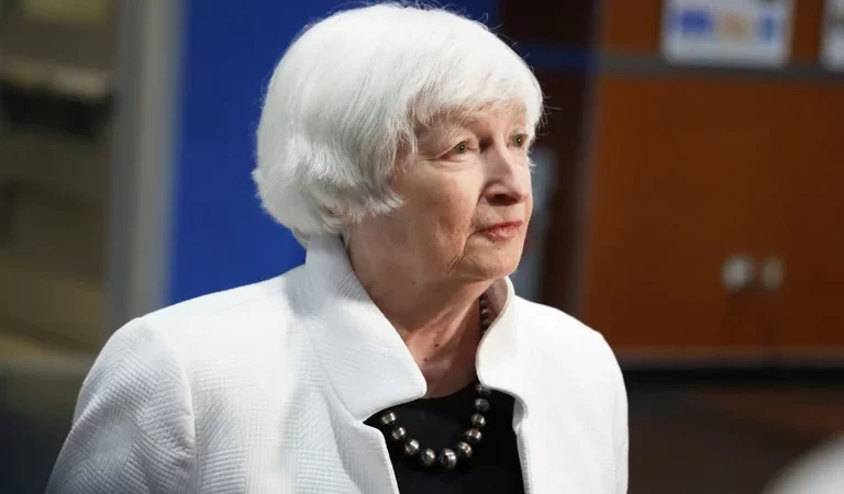 Yellen dice que el crecimiento de EE.UU. debe ralentizarse al ritmo de la tasa potencial