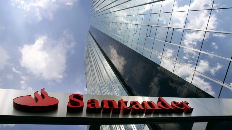 Santander designará ‘jefes’ de banca comercial en los países ligados a la unidad global